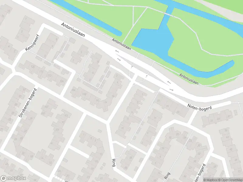 Ambulance met grote spoed naar de Huysweer in Hendrik-Ido-Ambacht