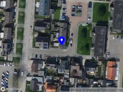 Ambulance met grote spoed naar de Leliestraat in Zuid-Beijerland