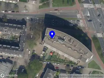 Ambulance met grote spoed naar de Franselaan in Rotterdam