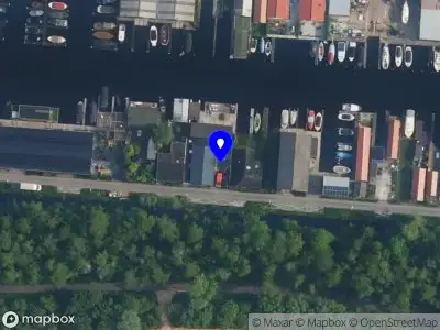 Ambulance met gepaste spoed naar de Boeierspad in Amsterdam