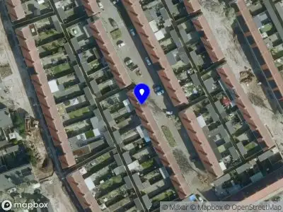 Politie met grote spoed naar de Berglandweg in Tilburg vanwege personen te water