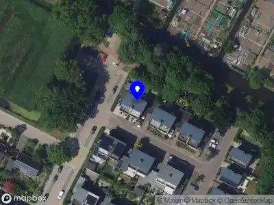 Ambulance met gepaste spoed naar de Van Goghplantsoen in Alblasserdam