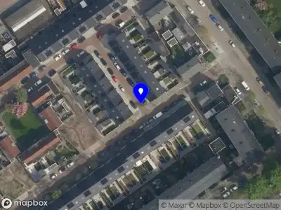 Ambulance met grote spoed naar de Cornelis Musiusstraat in Delft