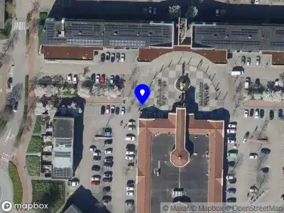 Ambulance naar de Klavecimbelweg in Barendrecht