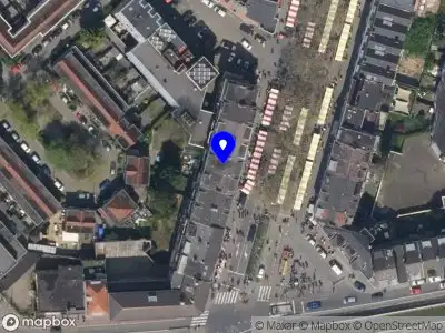 Ambulance met gepaste spoed naar de Groene Hilledijk in Rotterdam