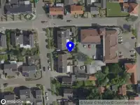 Brandweer met grote spoed naar de Hoogstraat in Broekhuizen vanwege gebouwbrand