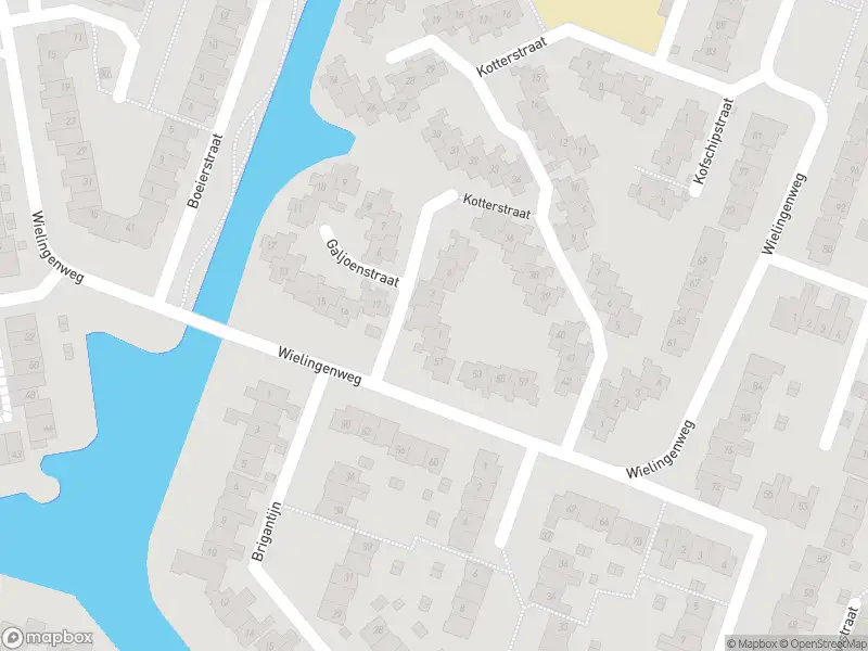 Ambulance met grote spoed naar de Galjoenstraat in Alkmaar