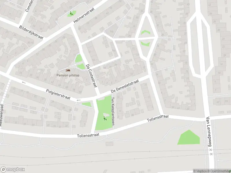 Brandweer met grote spoed naar de De Genestetstraat in Zandvoort vanwege afhijsen patient