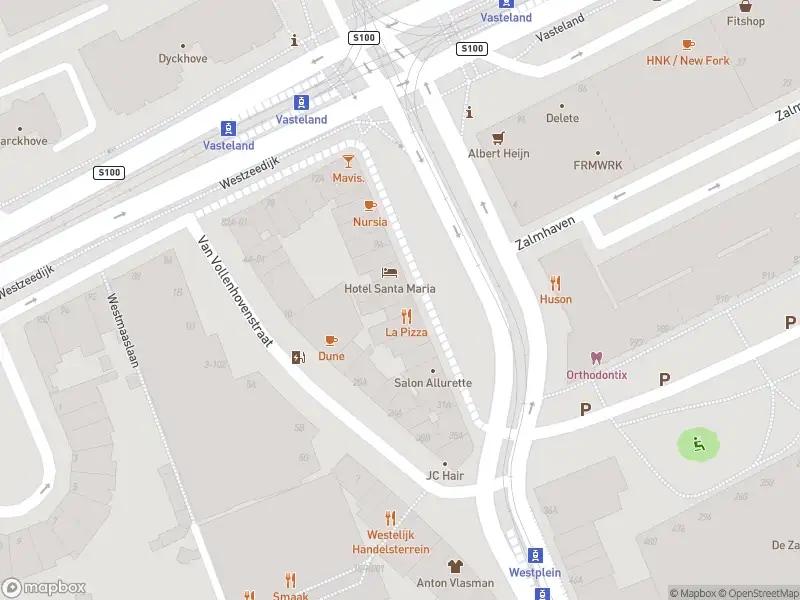 Ambulance met gepaste spoed naar de Scheepstimmermanslaan in Rotterdam