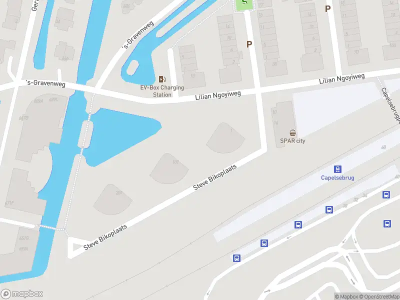 Ambulance met grote spoed naar de Steve Bikoplaats in Rotterdam