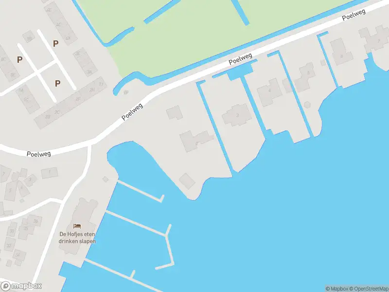 Ambulance met grote spoed naar de Poelweg in Wormer