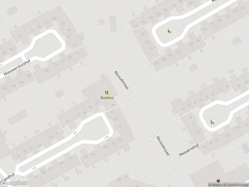 Ambulance met grote spoed naar de Niftrikhof in Amsterdam