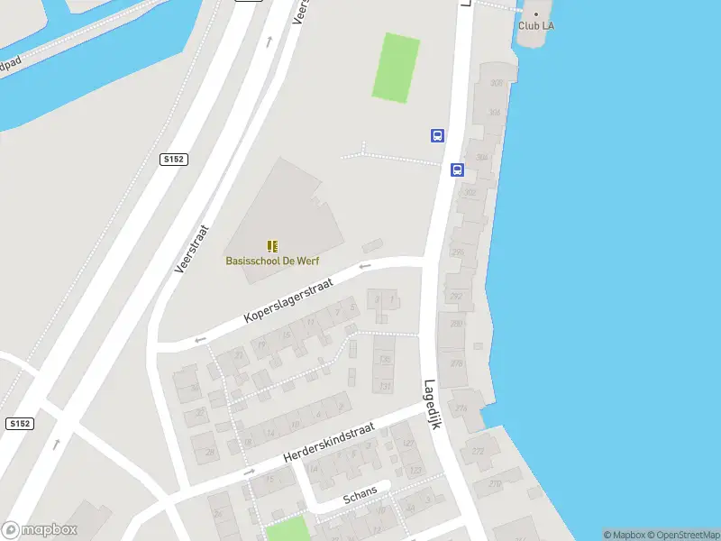 112 melding Ambulance met gepaste spoed naar de Koperslagerstraat in Zaandijk