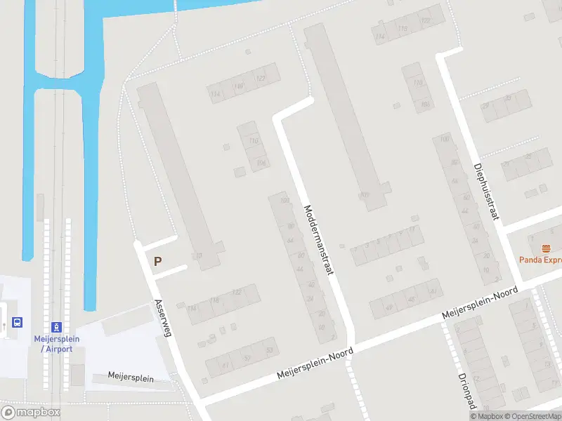 Ambulance met grote spoed naar de Moddermanstraat in Rotterdam