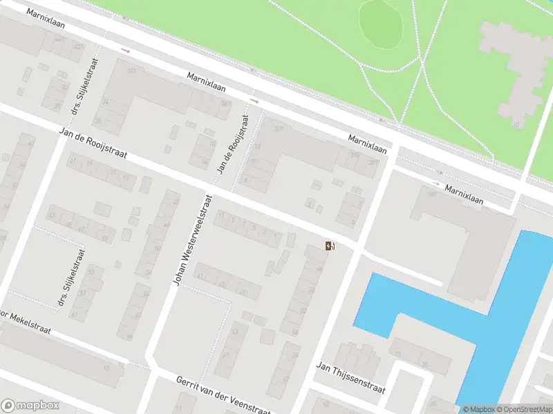 Ambulance met gepaste spoed naar de Jan de Rooijstraat in Vlaardingen