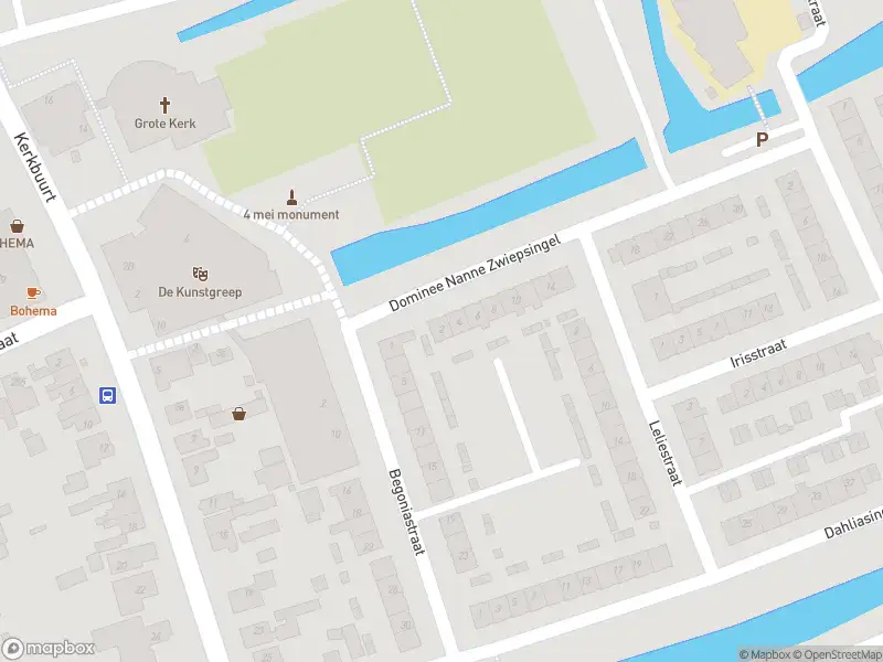 Ambulance met gepaste spoed naar de Dominee Nanne Zwiepsingel in Oostzaan