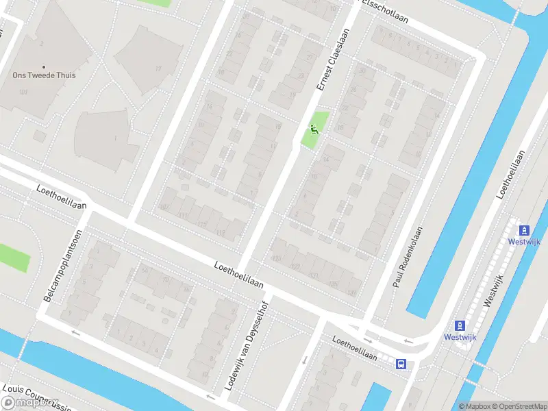 Ambulance met grote spoed naar de Ernest Claeslaan in Amstelveen