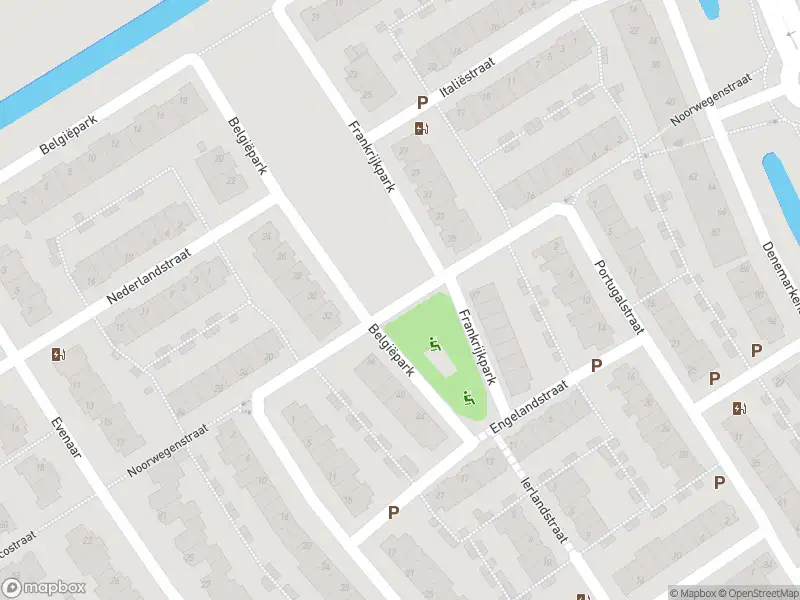 Brandweer met grote spoed naar de Noorwegenstraat in Alphen aan den Rijn