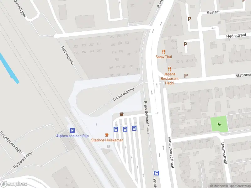 Ambulance met grote spoed naar de Stationsplein in Alphen aan den Rijn