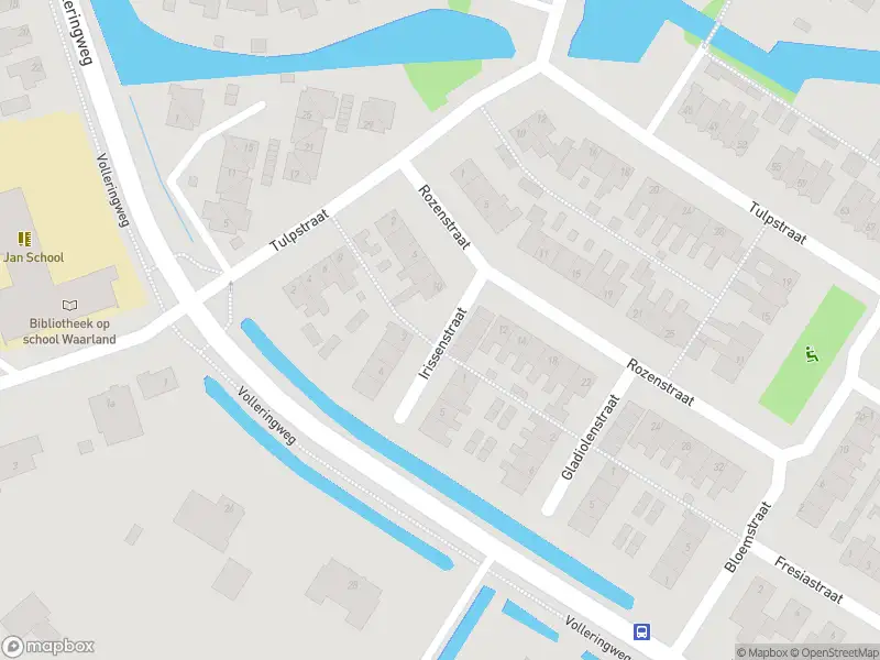 Ambulance met gepaste spoed naar de Irissenstraat in Waarland