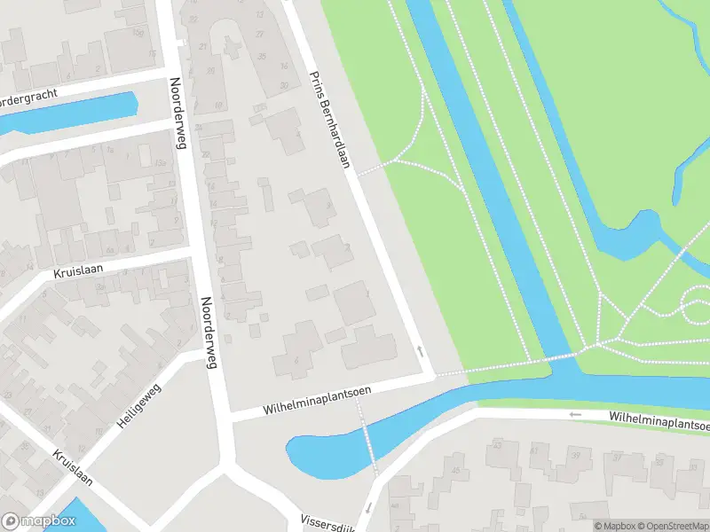 Ambulance met gepaste spoed naar de Prins Bernhardlaan in Enkhuizen