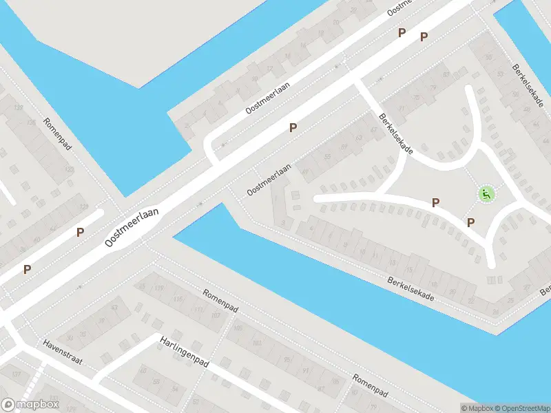 Ambulance met grote spoed naar de Berkelsekade in Berkel en Rodenrijs