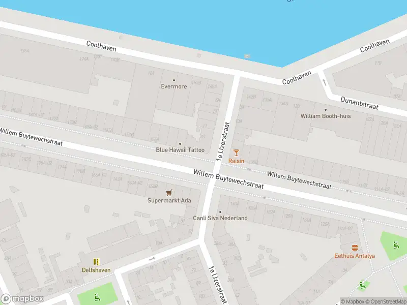 Ambulance met gepaste spoed naar de Willem Buytewechstraat in Rotterdam