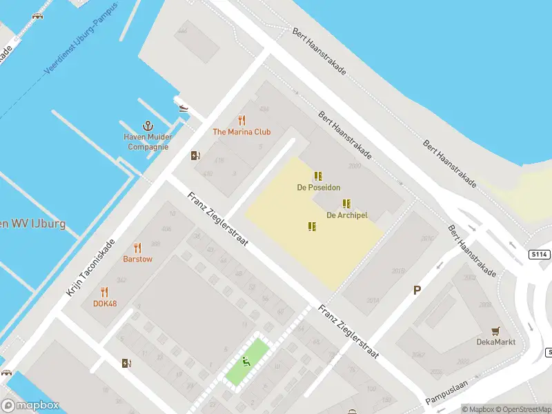 Brandweer met gepaste spoed naar de Franz Zieglerstraat in Amsterdam vanwege een liftopsluiting