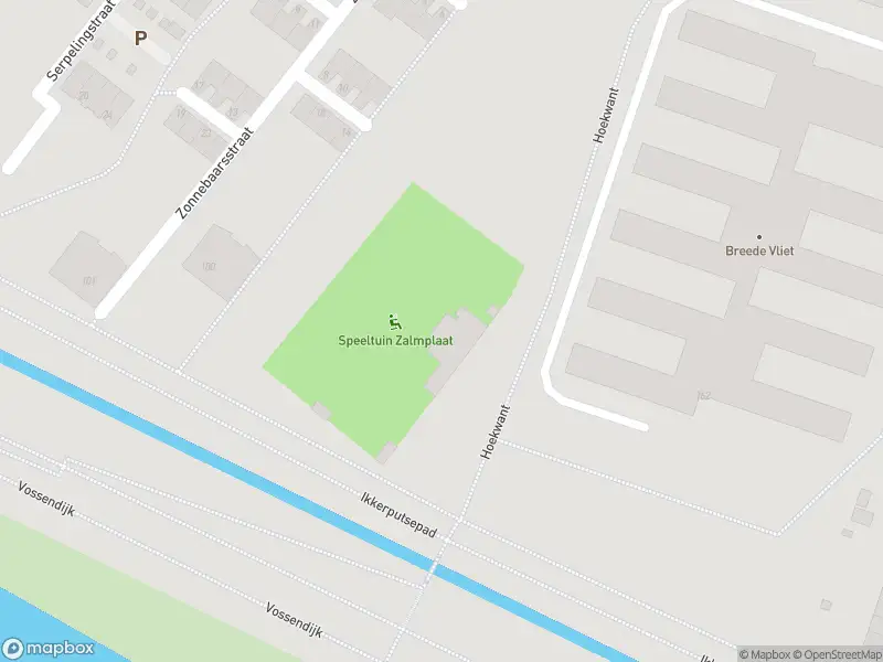 Ambulance met grote spoed naar de Hoekwant in Hoogvliet Rotterdam
