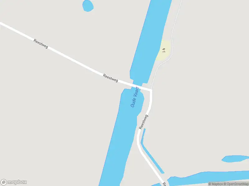 Politie met grote spoed naar de Reestweg in Uffelte vanwege personen te water