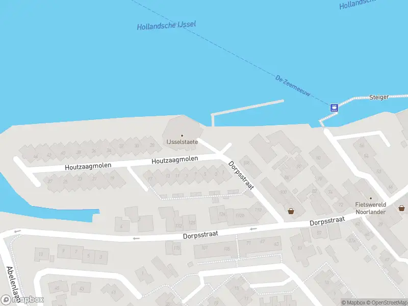 Ambulance met grote spoed naar de Houtzaagmolen in Ouderkerk aan den IJssel