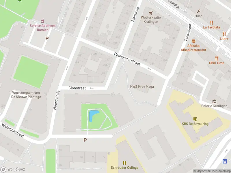 Ambulance met grote spoed naar de Sionstraat in Rotterdam