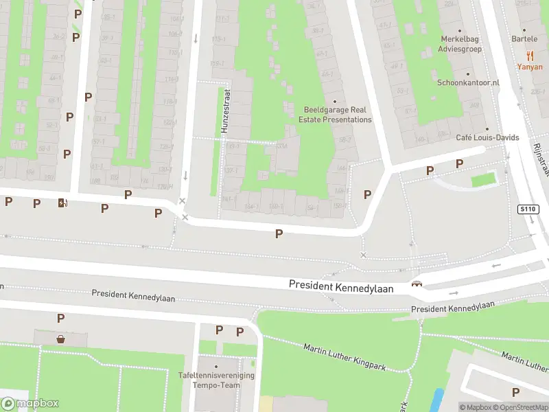 Ambulance met grote spoed naar de Gaaspstraat in Amsterdam