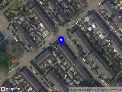 Ambulance met grote spoed naar de Zonnehof in Rotterdam