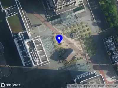 Ambulance met gepaste spoed naar de Omval in Amsterdam