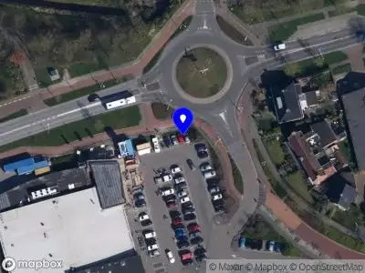 Brandweer met grote spoed naar de Stationsweg in Dokkum vanwege middelgrote brand