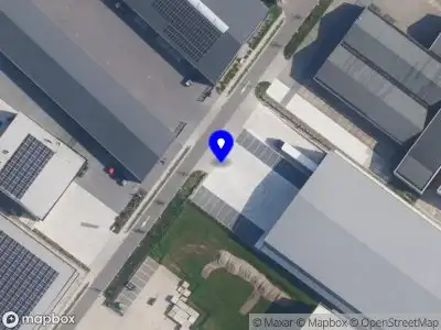 Brandweer met grote spoed naar de Bulb trade park in Noordwijkerhout vanwege voertuigen te water