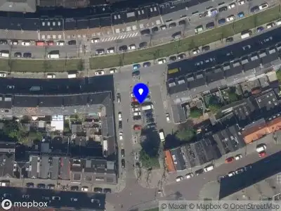 Ambulance met gepaste spoed naar de Robbenoordplein in Rotterdam