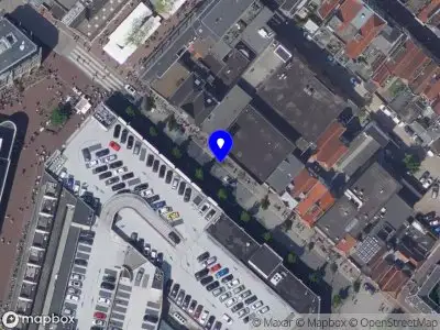 Ambulance met grote spoed naar de Bagijnhof in Dordrecht