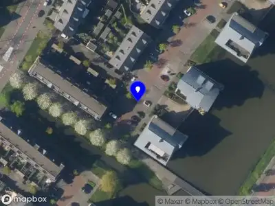 Ambulance met grote spoed naar de Hugo Clausstraat in Voorschoten