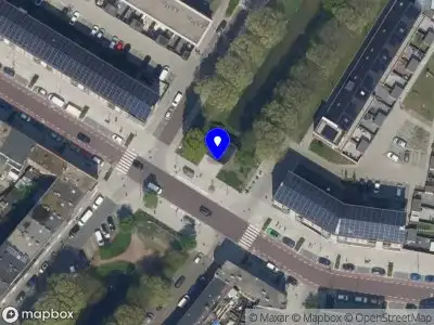 Ambulance met gepaste spoed naar de Lorentzlaan in Schiedam