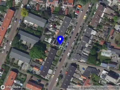 Ambulance met gepaste spoed naar de Van Deysselstraat in Dordrecht