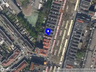 Ambulance met gepaste spoed naar de Groene Hilledijk in Rotterdam