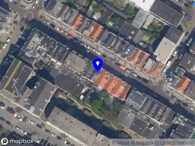 Ambulance met grote spoed naar de Noordmolenstraat in Rotterdam