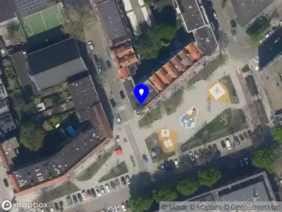 112 melding Ambulance met gepaste spoed naar de Heiman Dullaertplein in Rotterdam