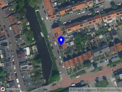 Ambulance met gepaste spoed naar de Wilgenstraat in Zaandam