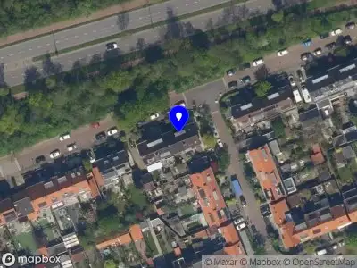 Ambulance met grote spoed naar de Wilhelminasingel in Vlaardingen