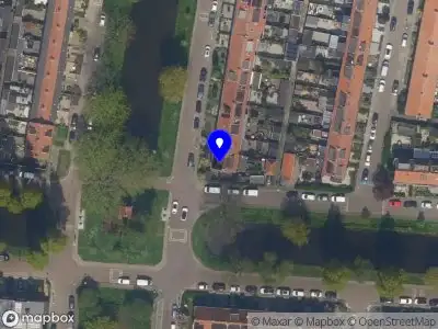 Ambulance met gepaste spoed naar de Insulindesingel in Vlaardingen