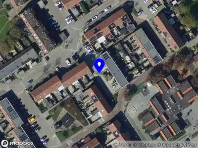 Ambulance met grote spoed naar de Pluimgras in Spijkenisse