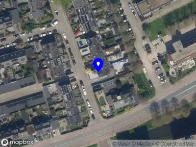 Ambulance met grote spoed naar de Vondellaan in Capelle aan den IJssel